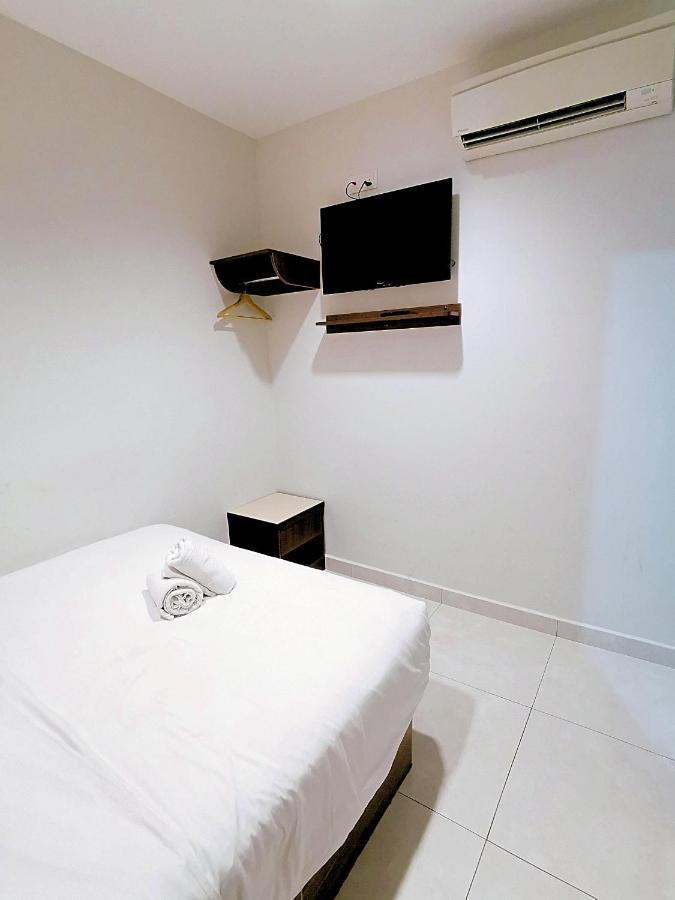 Hkf Hotel Kajang Exteriér fotografie